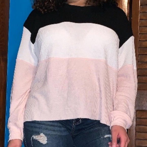 Hollister Shirt - Picture 4 of 4